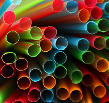 Vstřikovací stroje jsou také známé jako vstřikovací stroje nebo vstřikovací stroje